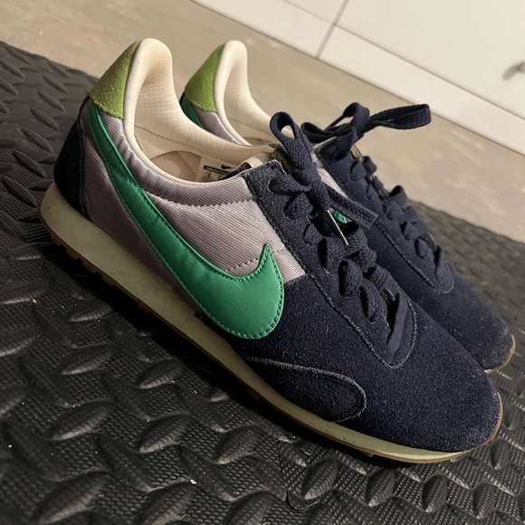 Vintage Nike Retro sneaker 9 - Picture 4 of 4